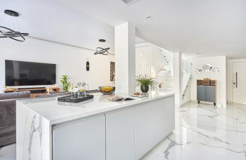 Dubai Villa | Frank Porter - Springs 11