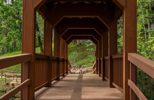 Waynesboro Cabina | Frank's Retreat Cherokee Rd