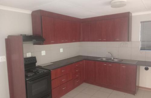 Universitas Apartamento | FRANS GUEST house