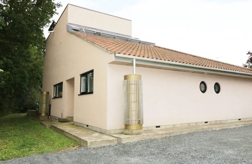Harleston Cabaña | Frater House