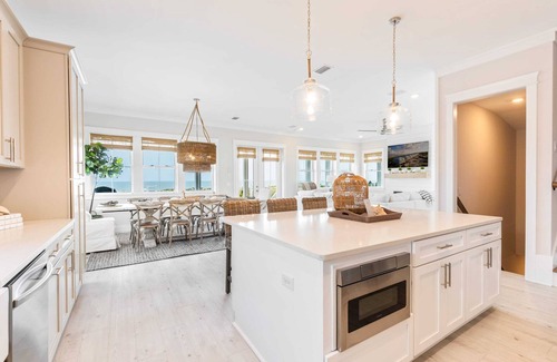Cape San Blas Casa | Frazer Oceanfront Beach House with Elevated Infinity Pool! (Premier Bella Proper