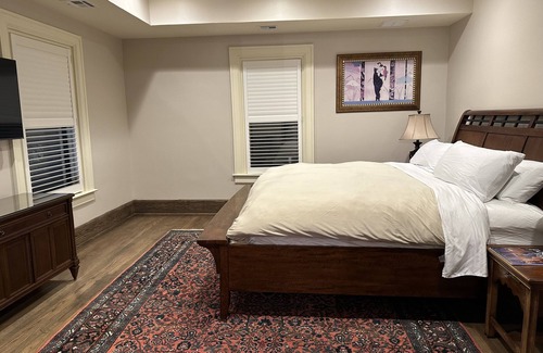 Detroit Cama Y Desayuno | Frederick Stearns House in Detroit is a perfect venue for any private events.