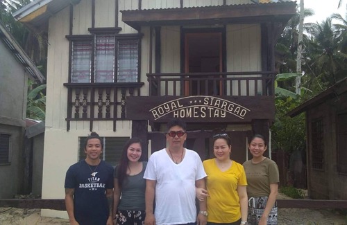 Burgos Casa | Desayuno gratuito y cerca de la mayoría del destino Landtour en Siargao