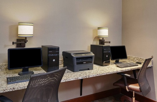 Bowling Green Apartamento | Mobility Accessible Studio Near WKU Campus | Desayuno diario gratuito + acceso al gimnasio
