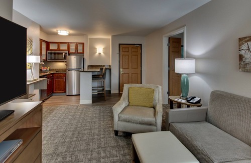 Grant Creek Condominio | Desayuno gratis. Piscina y jacuzzi. Transporte al aeropuerto. ¡Tu próximo viaje!