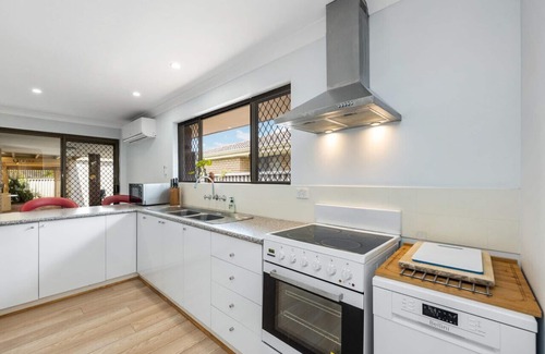 Bull Creek Casa | Free Flowing 3 Bedroom Family Home With Great Outdoors and Indoor Living Spaces