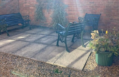 York Apartamento | Free Parking,Entire Place,10Min City, Deep Cleaned