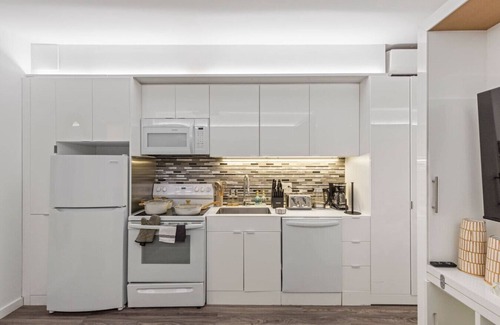 Cleveland Apartamento | FreeParking+NearMusuems+LittleItaly+Rooftop