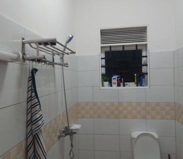 Entebbe Apartamento | Freeve Suites Akright City Bwebajja