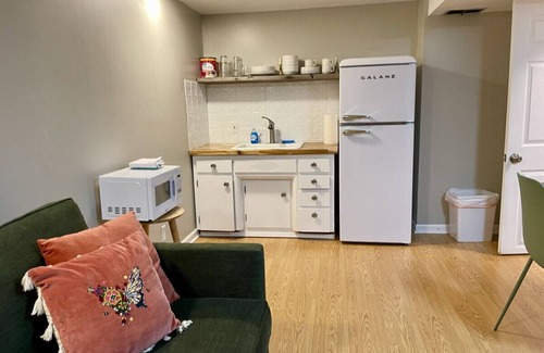 Fremont Apartamento | Artist's Fremont Flat - Walk to Fremont & Ballard