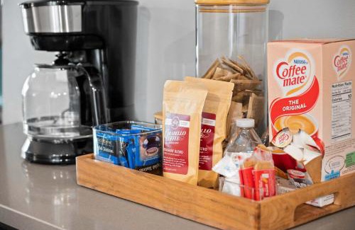 Warsaw Casa | French Riviera-Style Country Waterfront Cottage