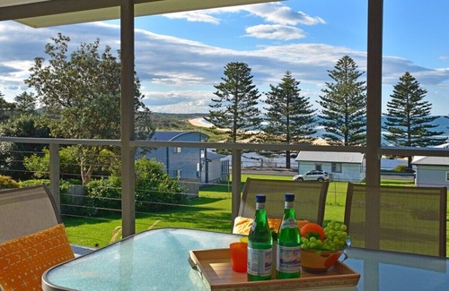 Tuross Head Casa | Frenchies @ Tuross Head - 200m from the Beach!