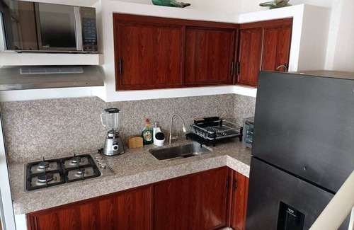 Boca de Tomatlán Casa | Oceanfront 9BR Up to 40 pax