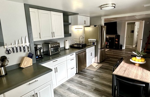 Augusta Apartamento | Freshly Renovated 2 Bed 1.5 Bath near Downtown Augusta