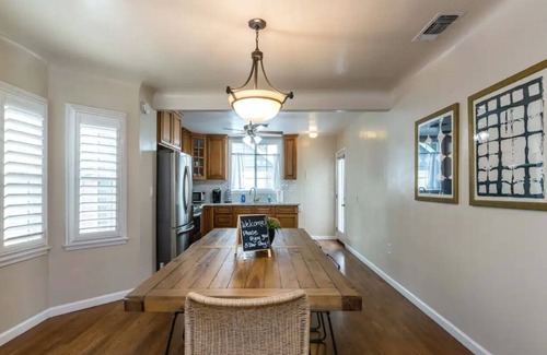 Roosevelt Casa | Fresno House | Free Disney+ | 2 miles to Airport