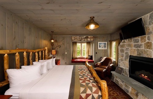 Chestertown Hotel | Friends Lake Inn