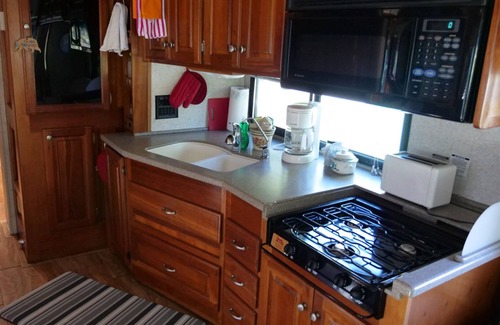 New Meadows Casa | Friendship - Luxury Motorhome by the River