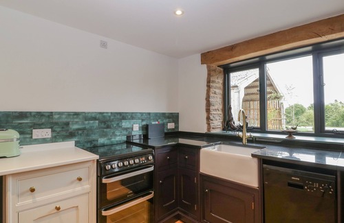 Pencombe Casa | FRITH GREEN, with hot tub in Bromyard