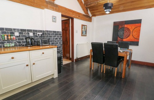 Biddulph Cabaña | Frog Meadow Barn