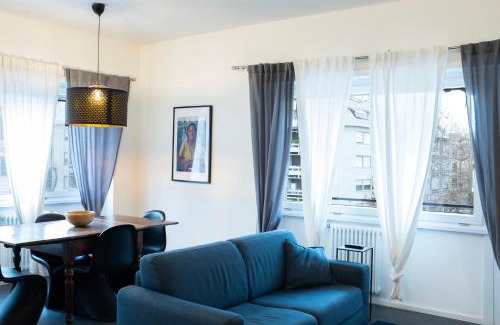 Quartiere XXXIII Lido di Ostia Ponente Apartamento | From Ostia Beach to Rome & Airport in a heartbeat!