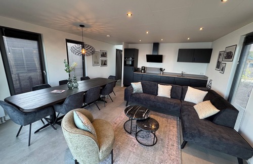 Enkhuizen Casa | Front row - with fence - Premium BeachHouse panorama deck