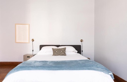Mid-North District Apartamento | FRONTDESK Classic 2 BR Apt in Lincoln Park