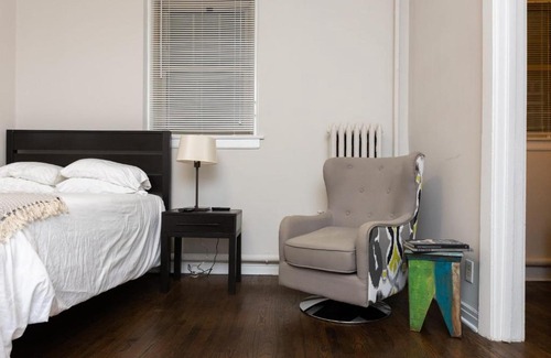 Hyde Park Apartamento | FRONTDESK Open Studio Apt near Promontory Point