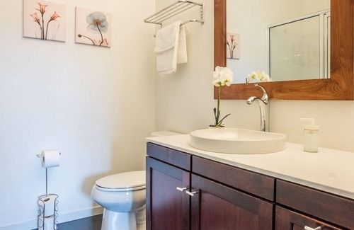 Mill District Apartamento | Elegante + moderno 2BR Apt en el centro este
