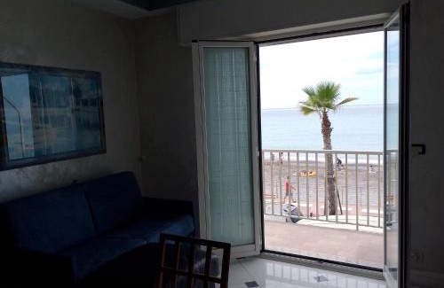 Ventimiglia Apartamento | Fronte mare
