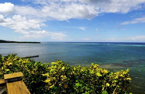 Roatan Villa | Fuego Del Mar: Villa frente al mar de lujo en estado privado.