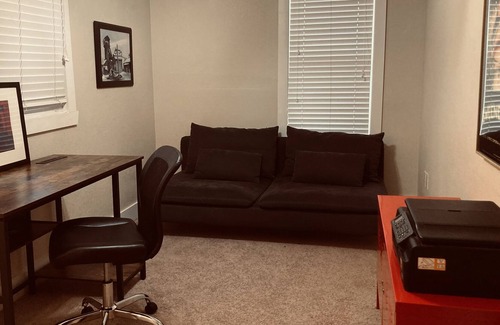 Capital View Casa | Full Home One Block from UAMS