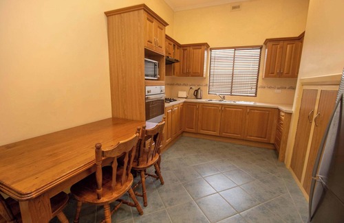 Seymour Casa | Full Throttle Retreat