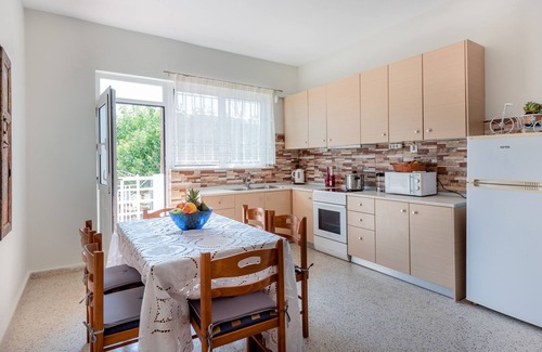 Lindos Apartamento | Fully Equipped House Nearby the Beach