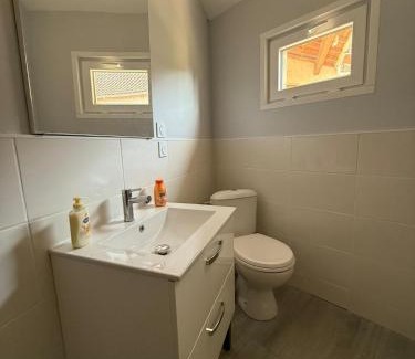 Montreuil-Bellay Apartamento | Fully equipped one-bedroom apartment, unpack your bags