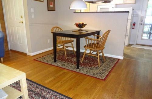 Dyke Cabina | Fully equipped, romantic cabin for 2 in the Blue Ridge Mountains