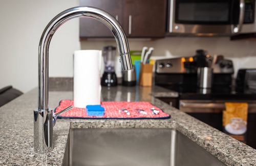 Center City West Apartamento | Fully Furnished 2 Bedroom Apartment Near Rittenhouse Apts by RedAwning