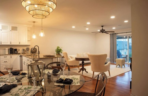 Charlotte Apartamento | Fully Furnished Corporate Housing in Prestigious Myers Park Area Charlotte, NC