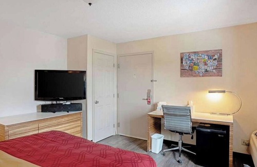 Clinton Apartamento | Fully Furnished Studio Available in Clinton, Iowa, 2 week min stay