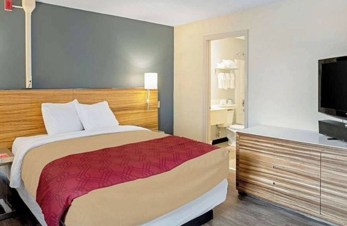 Clinton Apartamento | Fully Furnished Studio Available in Clinton, Iowa, 2 week min stay