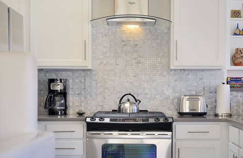 Historic Eastside Casa | Casa completamente remodelada en el corazón del histórico Santa Fe - AC - Fácil paseo a todos