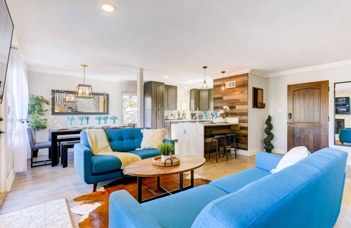 Allied Gardens Casa | ✈ Mansión completamente remodelada PoolPiscina climatizada / Jacuzzie☀