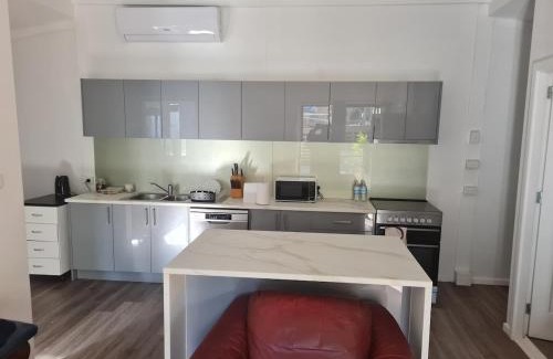 Fishing Point Villa | Fully Self Contained Guesthouse Retreat