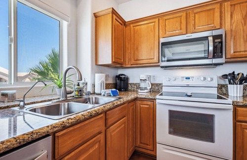 Sunridge Estates Condominio | FUN 3 Bedroom w/ Bonus room and 3 Full Bathroom Condo