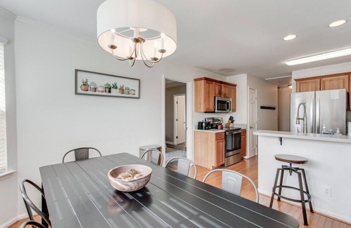 Spring Hill Casa | Fun-Filled Stay: Game Room*HOT TUB*Sleeps 10