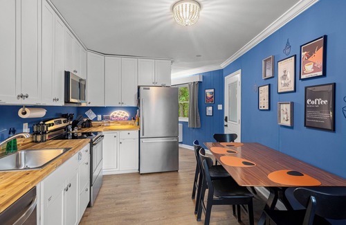 Arden Casa | Fun & Funky Deltec Home with Pool Table, Darts