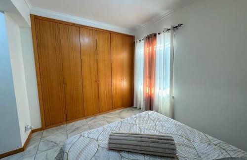 Santo Antonio Casa | Funchal Getaway, Cozy Private Room with WiFi and Ensuite Bathroom