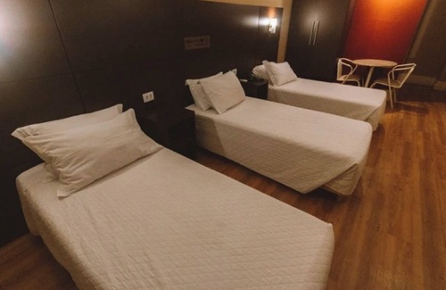 Republica Hotel | Functional 6-Bed Twin Room in the Heart of São Paulo, Great for Work or Leisure