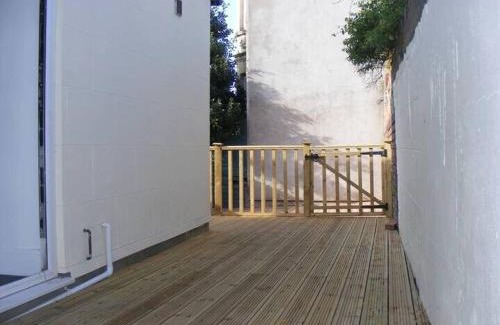 Easton Apartamento | Funky Easton flat with parking