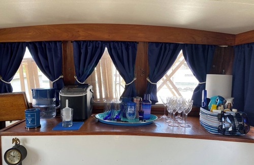St. Augustine Alquiler De Eote | Funshine - A classic 2-bedroom, 1.5 bath, yacht in delightful St. Augustine.