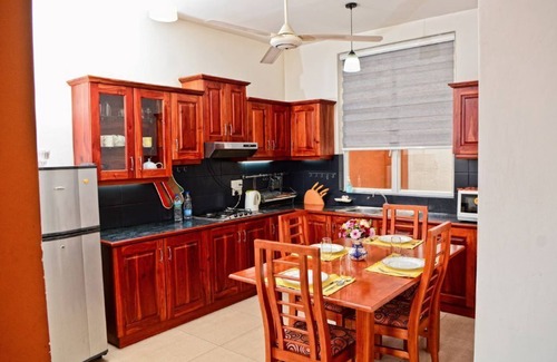 Sri Jayawardenepura Kotte Apartamento | Apartamento amueblado de 3 dormitorios en Nawala